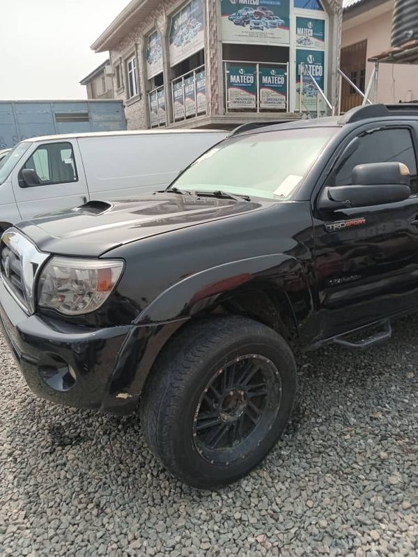 Thumbnail 4 of 2007 Toyota Tacoma LE